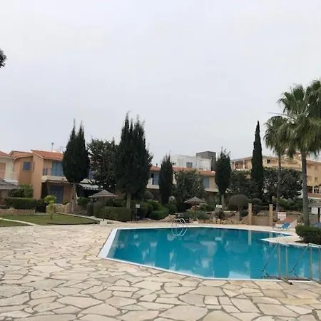 New Cozy Near The Sea!