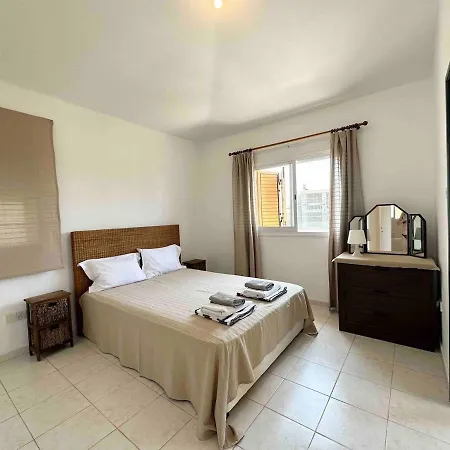 New Cozy Near The Sea! Paphos