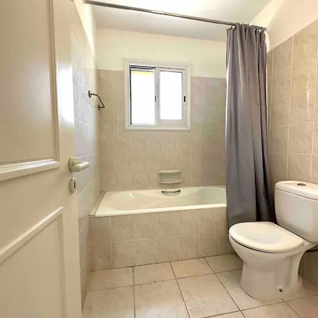 New Cozy Near The Sea!