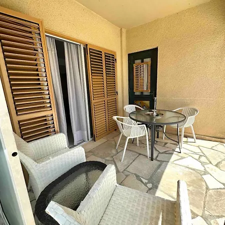 New Cozy Near The Sea! Apartment *